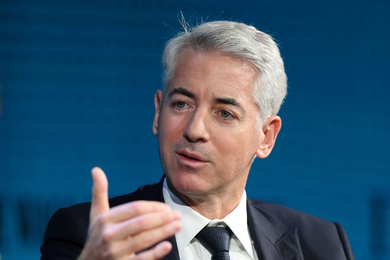 © Reuters. FILE PHOTO: Bill Ackman, CEO of Pershing Square Capital, speaks at the Wall Street Journal Digital Conference in Laguna Beach, California, U.S., October 17, 2017. REUTERS/Mike Blake/File Photo