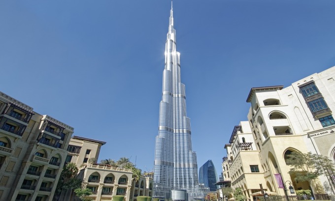 How much does it cost to live in the world’s tallest building?