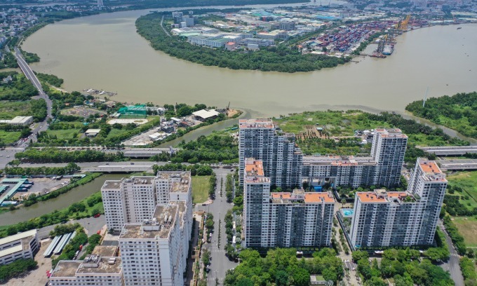 HCMC new apartment sales plunge 16% in Q3